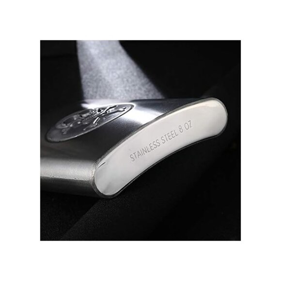 Maxam Skull and Crossbones 8-ounce Flask, with Flask case 💸 - Picture 5 of 7